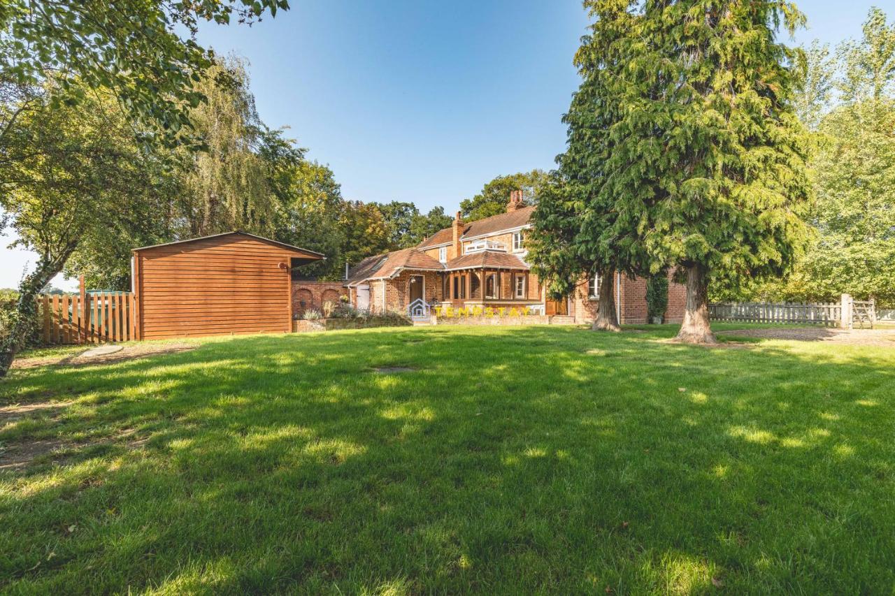 Chestnut Cottage - Stunning Countryside Views! Parking, 4 Bed, 3 Bathrooms White Waltham Екстериор снимка