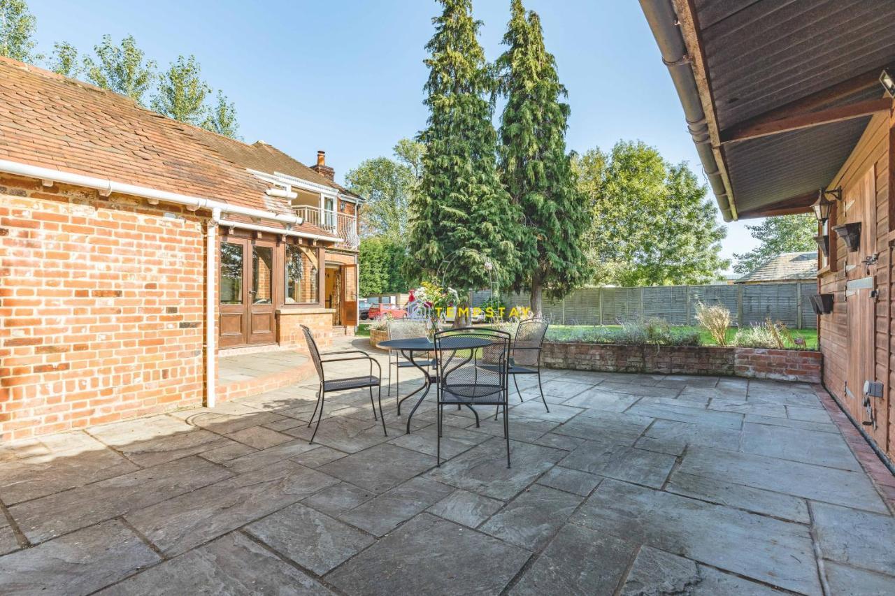 Chestnut Cottage - Stunning Countryside Views! Parking, 4 Bed, 3 Bathrooms White Waltham Екстериор снимка