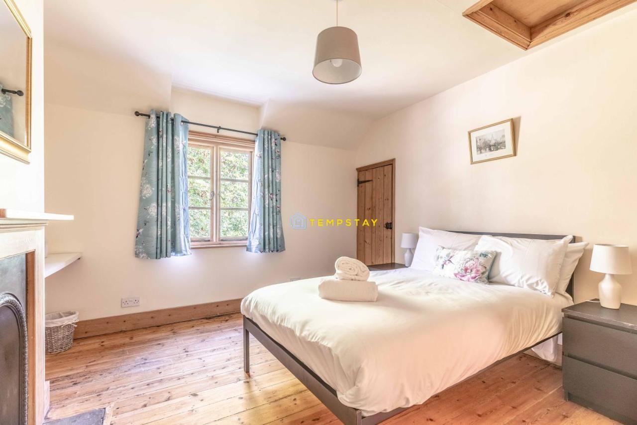 Chestnut Cottage - Stunning Countryside Views! Parking, 4 Bed, 3 Bathrooms White Waltham Екстериор снимка