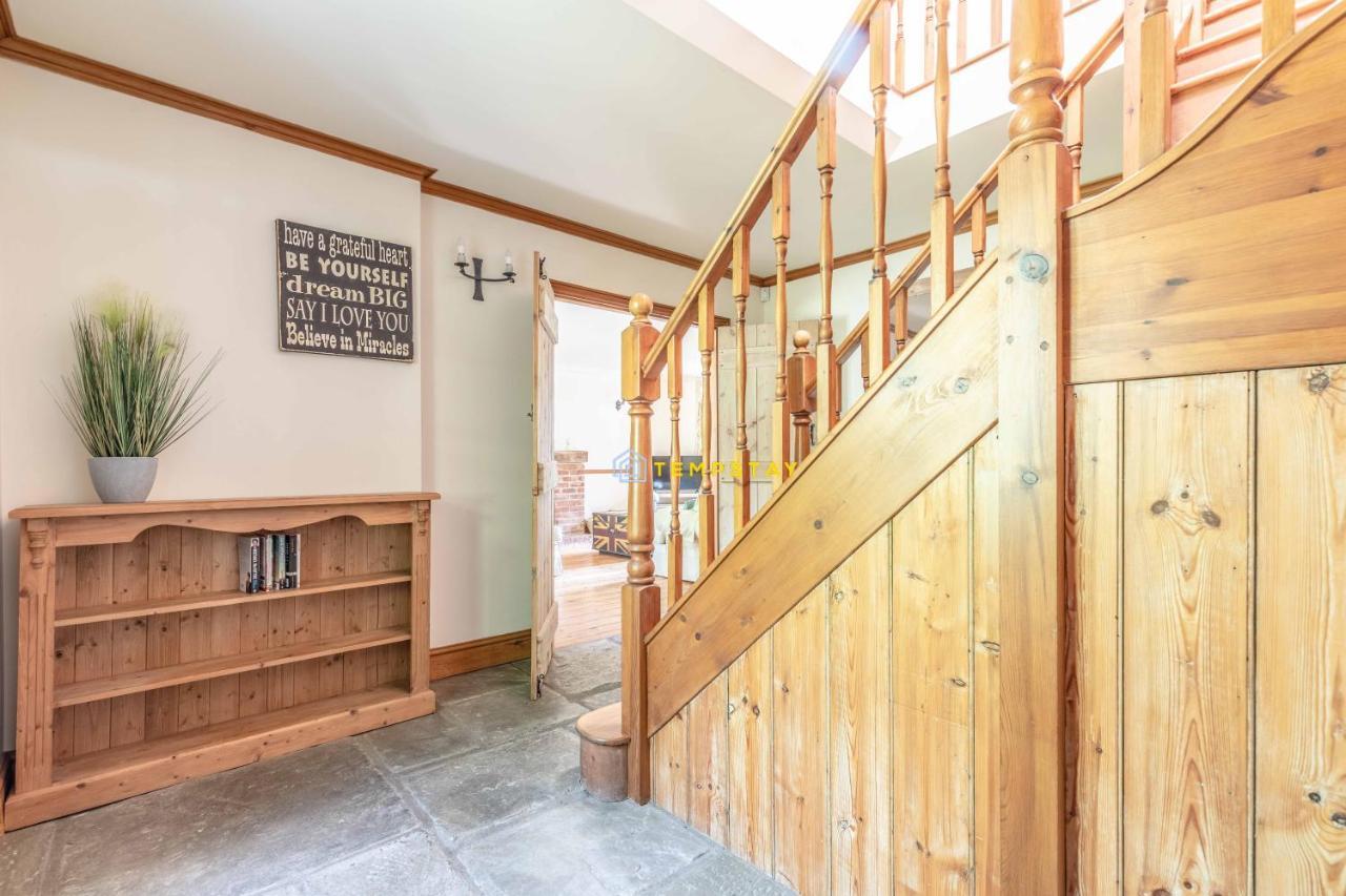 Chestnut Cottage - Stunning Countryside Views! Parking, 4 Bed, 3 Bathrooms White Waltham Екстериор снимка