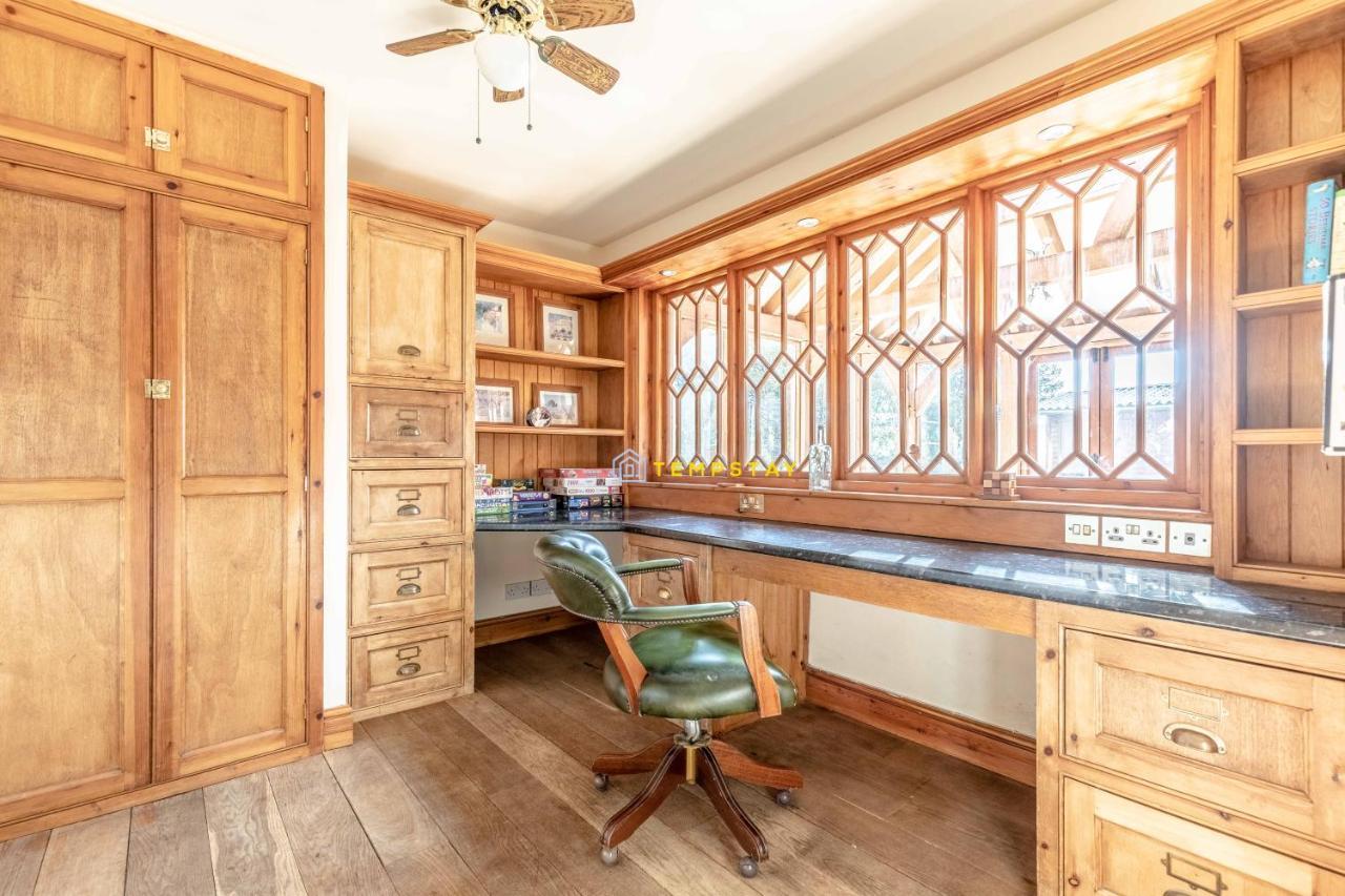 Chestnut Cottage - Stunning Countryside Views! Parking, 4 Bed, 3 Bathrooms White Waltham Екстериор снимка