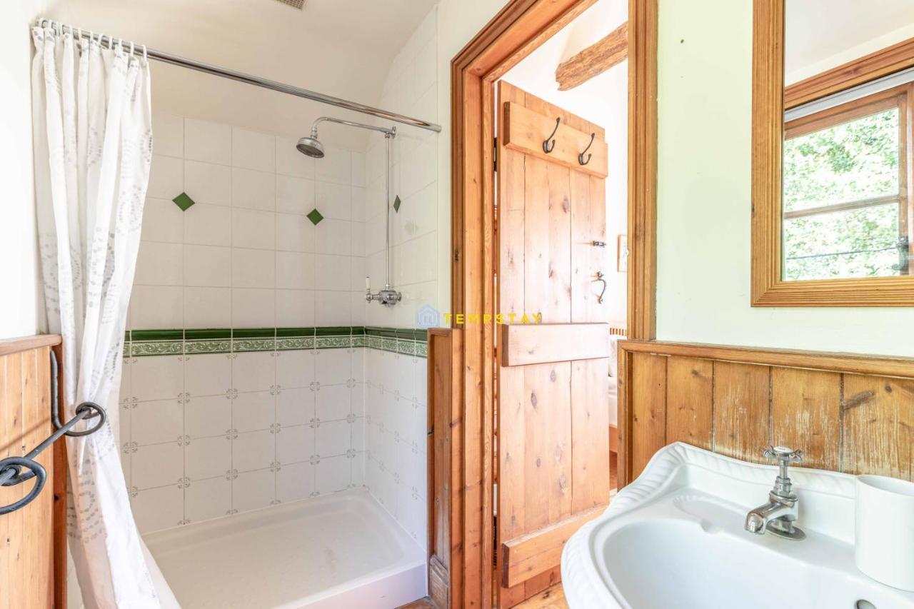 Chestnut Cottage - Stunning Countryside Views! Parking, 4 Bed, 3 Bathrooms White Waltham Екстериор снимка